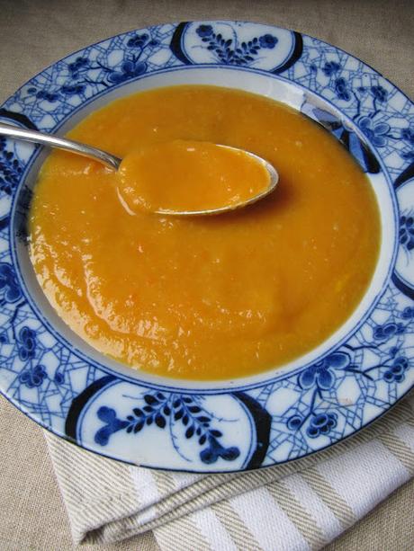 Soupe au céleri rave & à la carotte