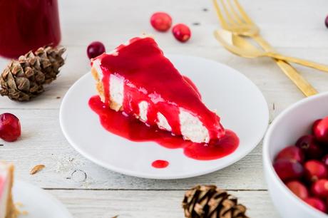 No Bake White Chocolate Cranberry Pie