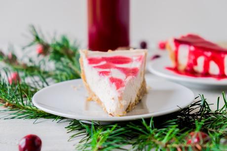 No Bake White Chocolate Cranberry Pie