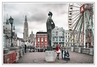 Cavalier seul à Anvers