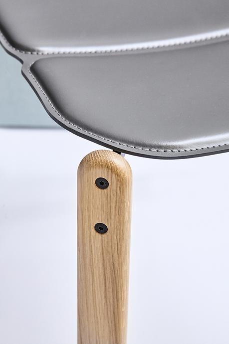 Paddock, la chaise bi-matière du studio Désormeaux/Carette