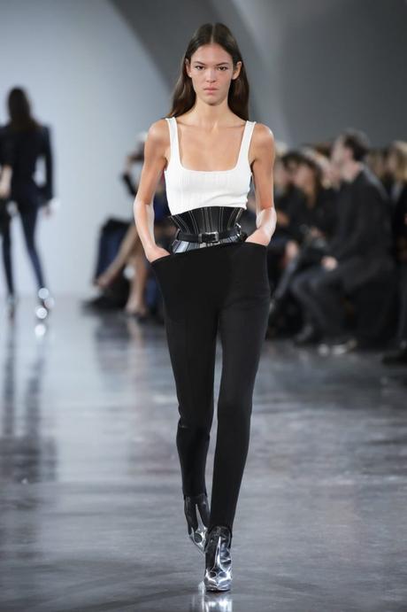 Thierry Mugler ,Fashion Week Paris, Printemps-Été 2018 Thierry Mugler ,Fashion Week Paris, Printemps-Été 2018