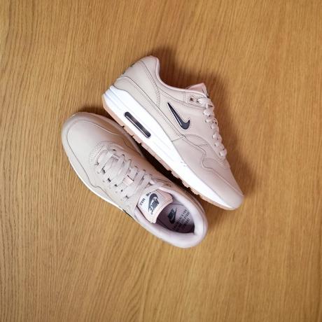 Nike Air Max 1 Jewel Silt Red
