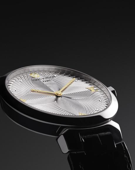 LOUIS VUITTON NOUVELLE TAMBOUR SLIM METALLIC FLOWER LOUIS VUITTON NOUVELLE TAMBOUR SLIM METALLIC FLOWER
