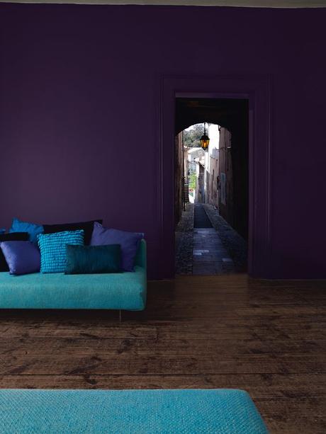 pantone 2018 ultra violet mur peinture salon bleu turquoise paon