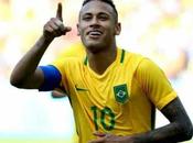 Neymar remporte nouvelle fois trophée égale record