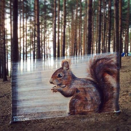 Il utilise le cellograff pour faire du street art… en forêt !