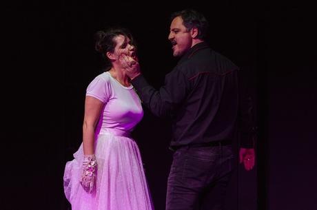 Voiture américaine, de Catherine Léger, au Poche, à Genève Garance et Victor