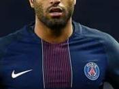 FLASH Nasser prend grande résolution pour Lucas