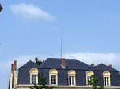 Chateau Guiraud table