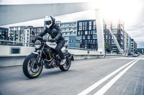 Husqvarna présente à Paris une nouvelle catégorie de motos