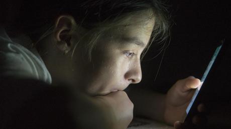 Envoyé spécial sur la dépendance aux smartphones Envoyé spécial sur la dépendance aux smartphones