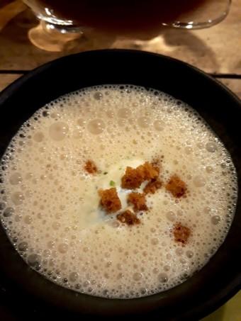 Rouget, frigolata pasta, mousse légère. © Gourmets&Co