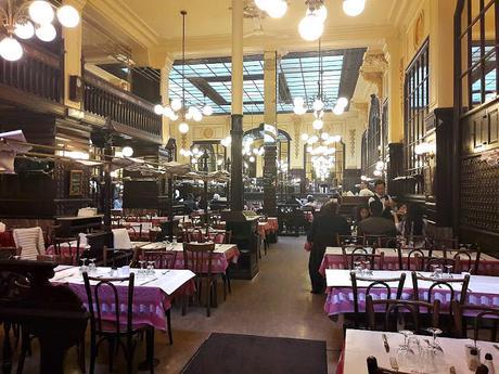 Bouillon Chartier restaurant Paris bistrot Belle Epoque bonne adresse institution parisienne restaurant pas cher