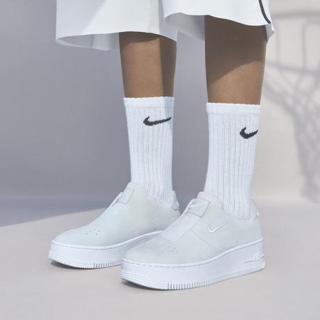 Découvrez les 14 designers de Nike à l’origine de la collection féminine The 1 Reimagined Nike The 1 Reimagined