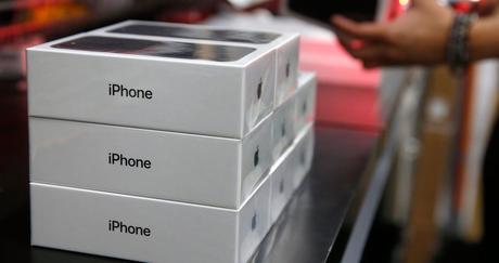Apple et Samsung soupçonnés d’obsolescence programmée en Italie