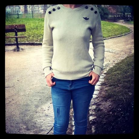 Mon petit pull blanc ! https://tartinemascara.blogspot.com/2018/01/mon-petit-pull-blanc.html