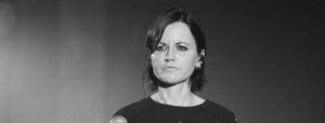 Décès de la chanteuse du groupe « Cranberries » hommage sur Bernay-radio.fr…