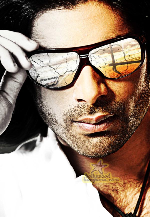 Summer 2007, Sikander Kher,Gul Panag,Ashutosh Rana,Sachin Khedekar,Divya Dutta,Uvika Chaudhary,Arjan Bajwa,Vikram Gokhale,Prashant Narayanan,Shweta Menon,Ashutosh Rana,Neetu Chandra, 