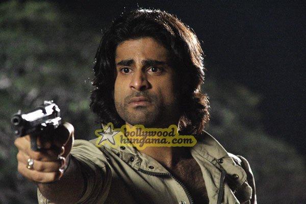 Summer 2007, Sikander Kher,Gul Panag,Ashutosh Rana,Sachin Khedekar,Divya Dutta,Uvika Chaudhary,Arjan Bajwa,Vikram Gokhale,Prashant Narayanan,Shweta Menon,Ashutosh Rana,Neetu Chandra, 