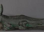 Salle vitrine faune nilotique iii. crocodiles hippopotames