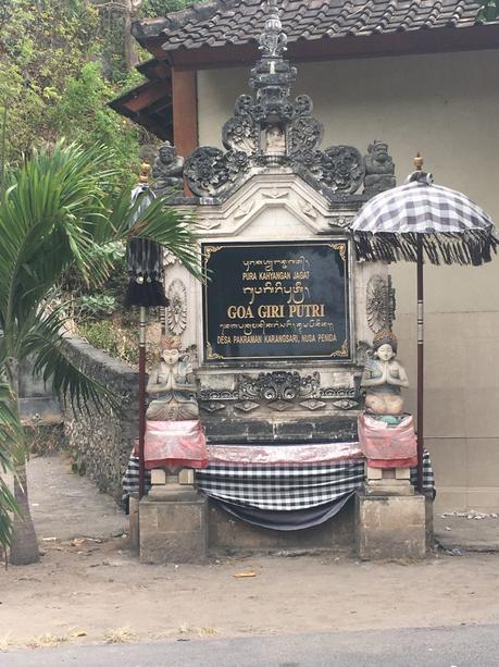 temple Goa Giri Putri nusa penida bali