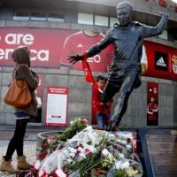 Ces footballeurs immortalisés en statues