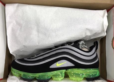 Nike Air Vapormax 97 Neon : First Look Nike Air Vapormax 97 Neon first look