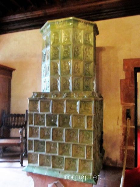 La France - Le Haut-Kœnigsbourg - Les poêles