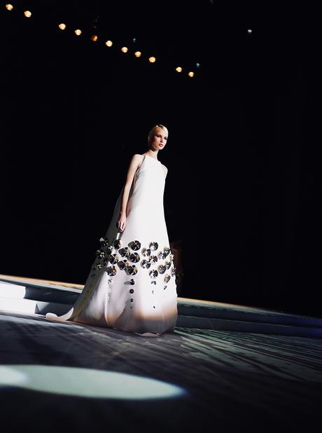 PFW Haute Couture avec MAC Cosmetics : Stéphane Rolland PFW Haute Couture avec MAC Cosmetics : Stéphane Rolland