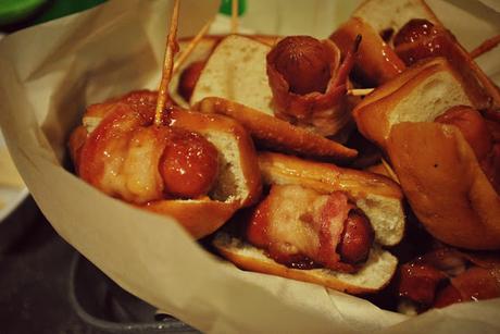 Mini hot dogs au bacon, sauce Pomme et Érable