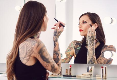 Graphik : la collection maquillage Automne Hiver 2017 de Clarins
