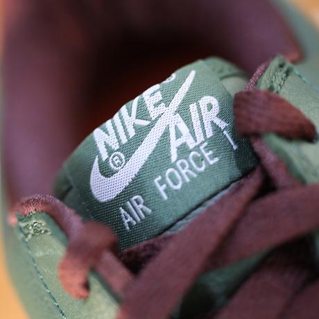 Nike réédite la Air Force 1 Low Hong Kong de 2001 Nike Air Force 1 Hong Kong