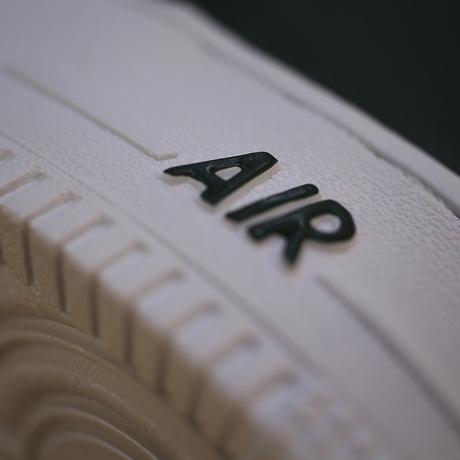Nike réédite la Air Force 1 Low Hong Kong de 2001 Nike Air Force 1 Hong Kong