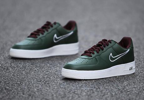 Nike réédite la Air Force 1 Low Hong Kong de 2001 Nike Air Force 1 Hong Kong
