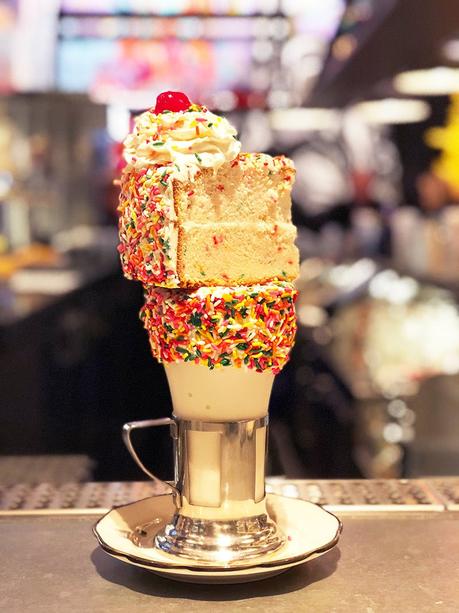 Black Tap: Les meilleurs milk-shakes de Las Vegas Black Tap: Les meilleurs milk-shakes de Las Vegas