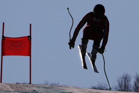 Le froid glacial de Pyeongchang oblige les skieurs à jeter leurs skis après l’entraînement