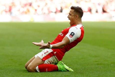 L’arrivée de ce joueur chez un cador européen comparée à celle de Neymar ! alexis sanchez
