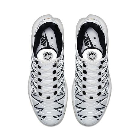 Nike Air Max Plus Black and White