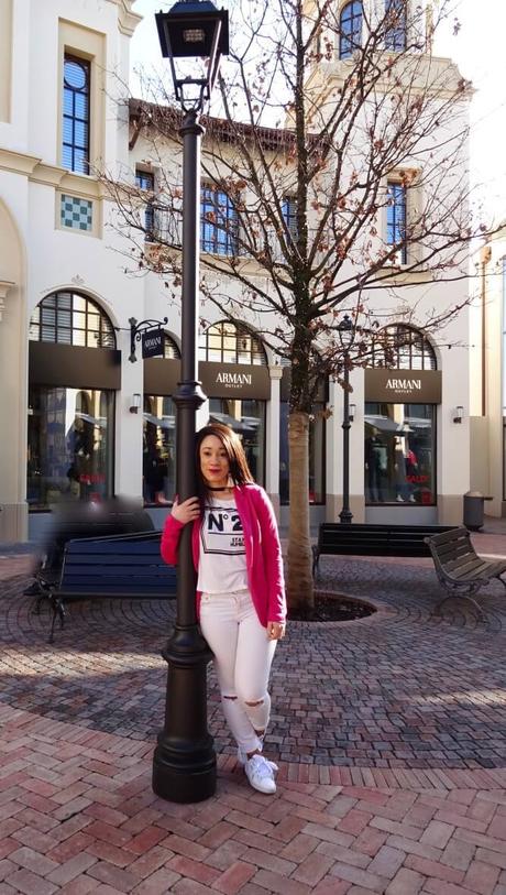 2 looks décontractés pour une virée shopping stylée