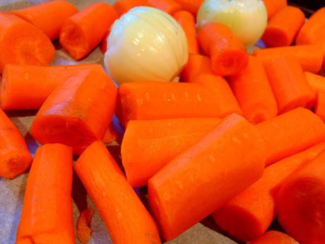 Soupe aux carottes rôties et au tahini