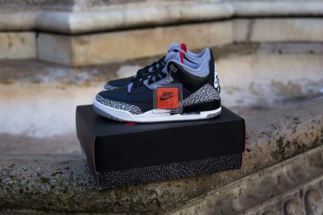 Air Jordan 3 OG Retro Black Cement : Release Reminder