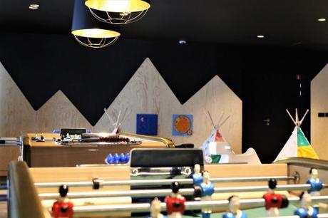 Partie de baby foot en famille, entre amis ou même en couple ! Partie de baby foot en famille, entre amis ou même en couple !