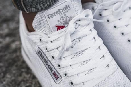 Une Reebok Classic Leather Ultraknit White aux allures de running Une Reebok Classic Leather Ultraknit White aux allures de running