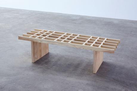 Straight Lines, la collection de mobilier de Elliot Bastianon exposée à la galerie M2
