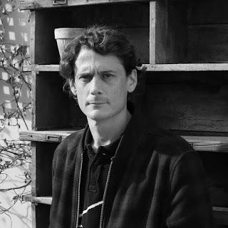 Attention si vous êtes le sosie d'un truand Attention si vous êtes le sosie d'un truand