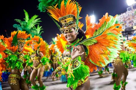 Avenida Brasil nous fait voyager ET bouger avec son double carnaval ! Avenida Brasil nous fait voyager ET bouger avec son double carnaval !