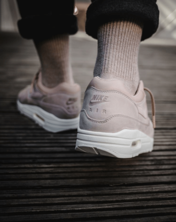 L’indémodable Nike Air Max 1 Pinnacle Particle fait son grand retour