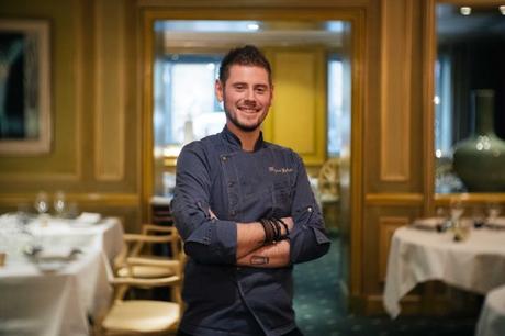 Bryan Esposito, chef patissier de l'Hôtel Westminster Paris Crédit photo Hong Ly Lao Bryan Esposito, chef patissier de l'Hôtel Westminster Paris Crédit photo Hong Ly Lao