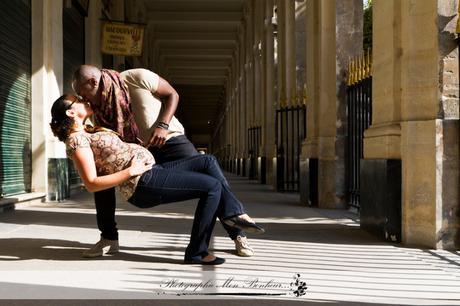Photographe grossesse Palais Royal – Anne-Laure featured, bon cadeau à offrir séance photo, jeunes parents, lumière naturelle, Photo Grossesse, Photographe Grossesse 75, photographe maternité paris, Photographe pour Grossesse, Prix Photographe Maternité, Séance Photo Grossesse Paris, Tarif Photographe Maternité